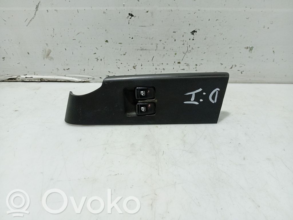 Chevrolet Aveo Electric window control switch 