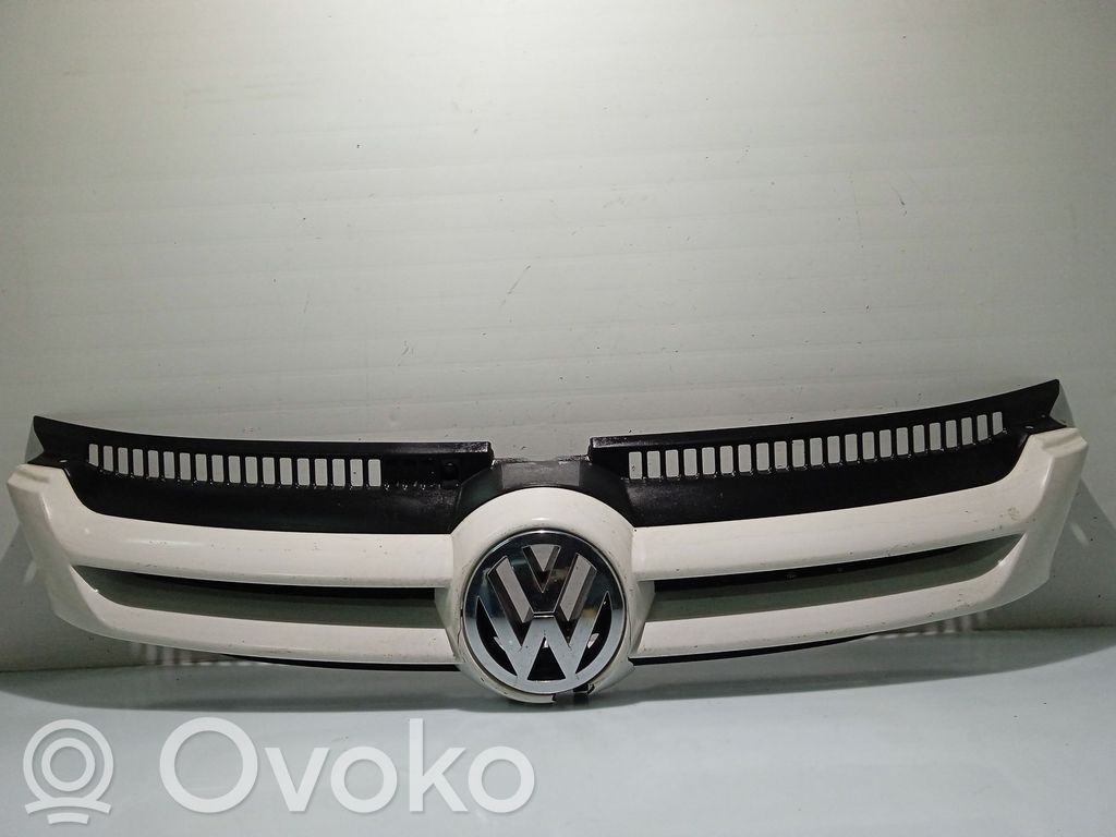 Volkswagen Golf SportWagen Front grill 
