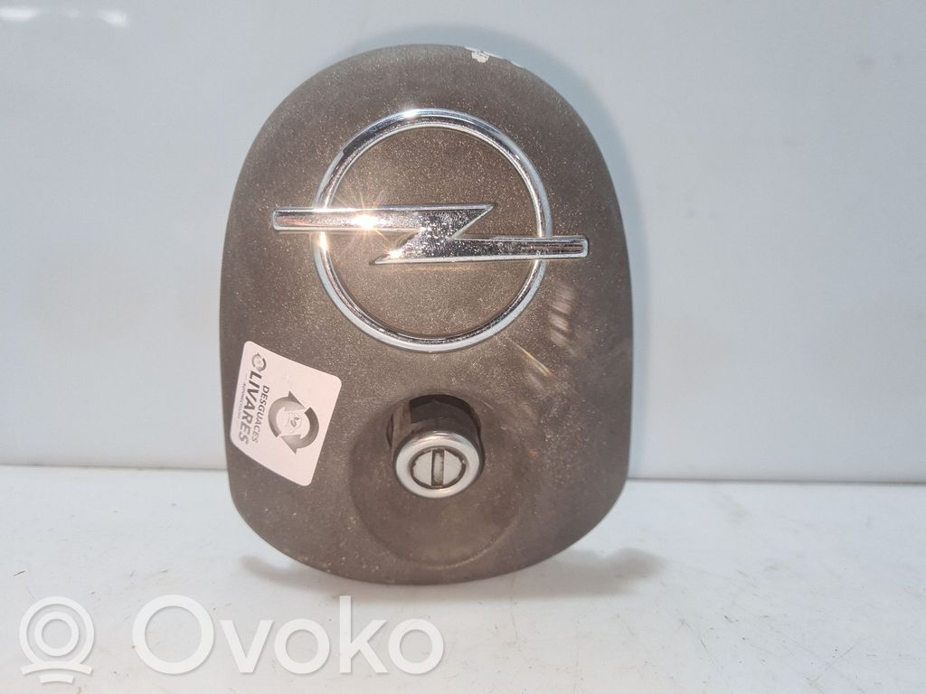 Opel Corsa B Galinių durų spyna 