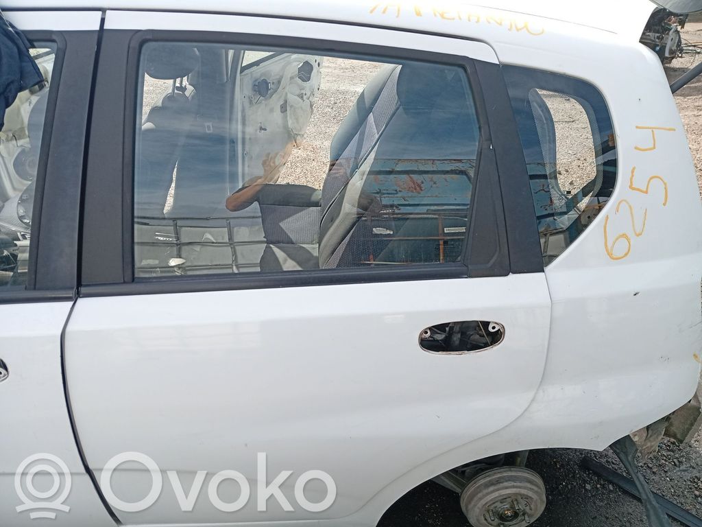 Chevrolet Aveo Puerta trasera 