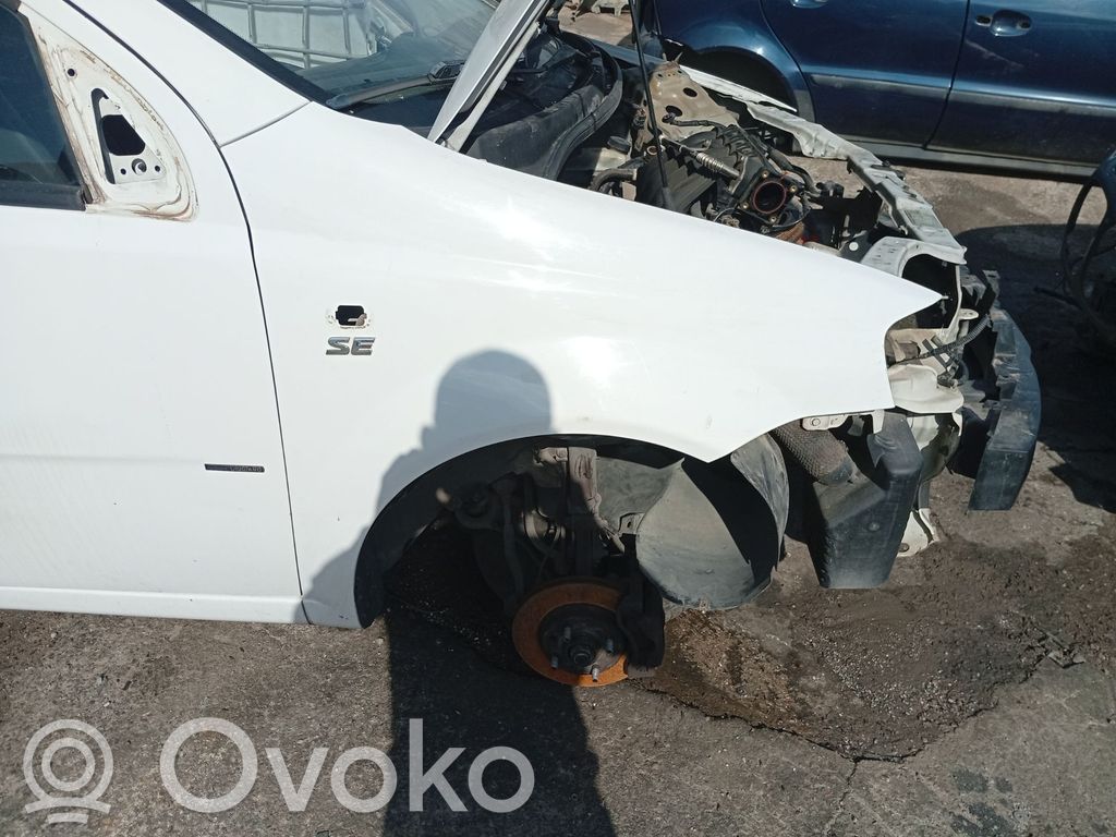 Chevrolet Aveo Sparnas 
