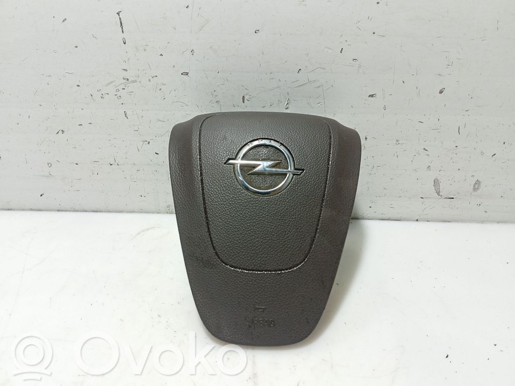 Opel Insignia A Ohjauspyörän turvatyyny 