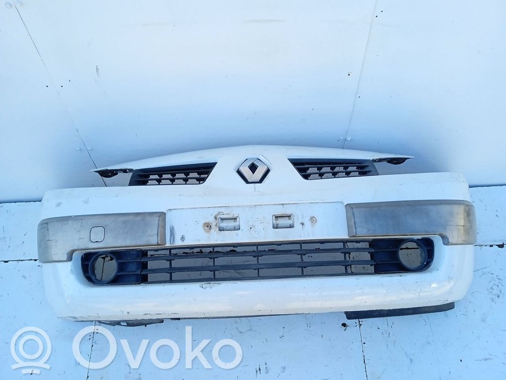 Renault Megane II Parachoques delantero 