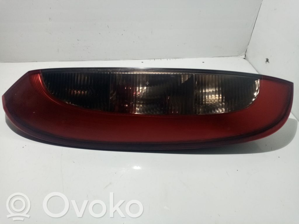 Opel Corsa C Lampă spate în caroserie 