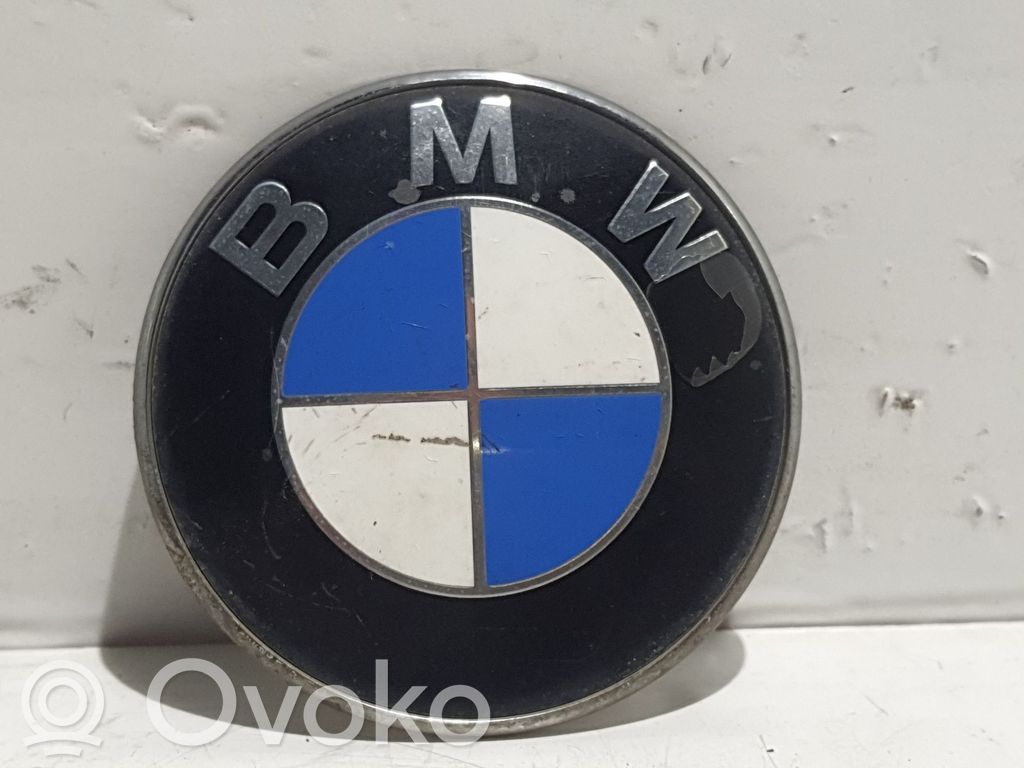 BMW 3 E46 Gamintojo ženkliukas/ modelio raidės 