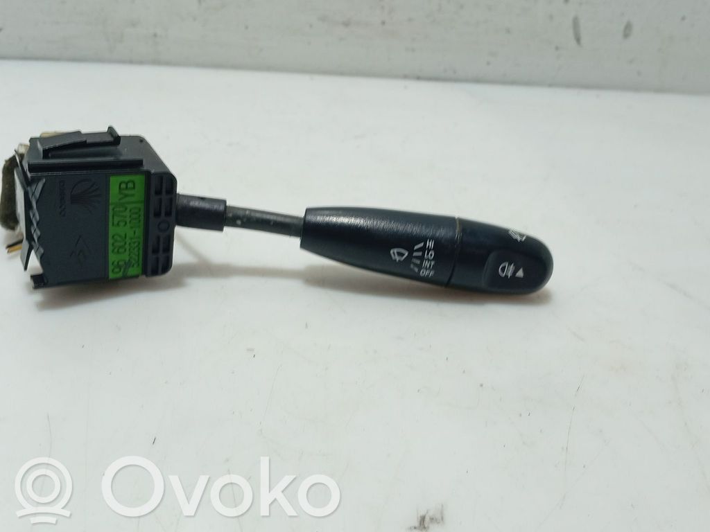 Chevrolet Aveo Wiper control stalk 