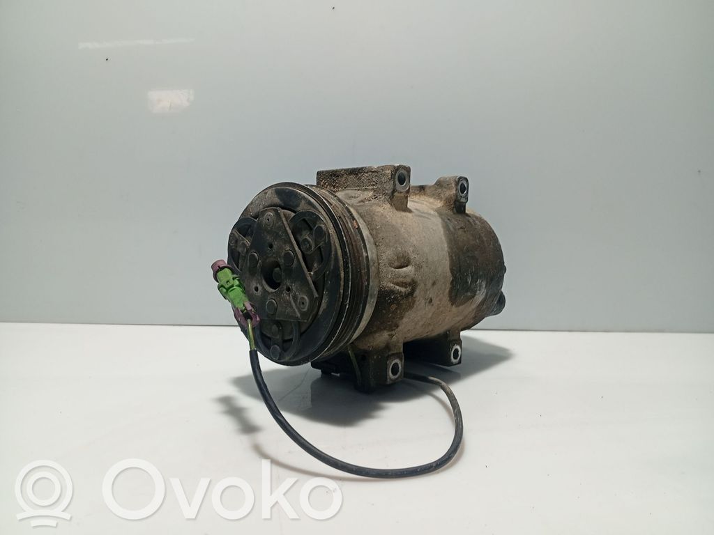 Audi A4 S4 B5 8D Kompresor / Sprężarka klimatyzacji A/C 