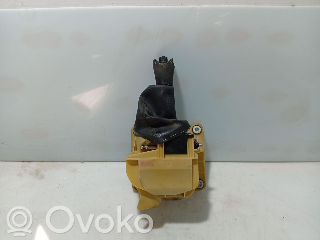 Ford Focus Pavarų perjungimo traukė 