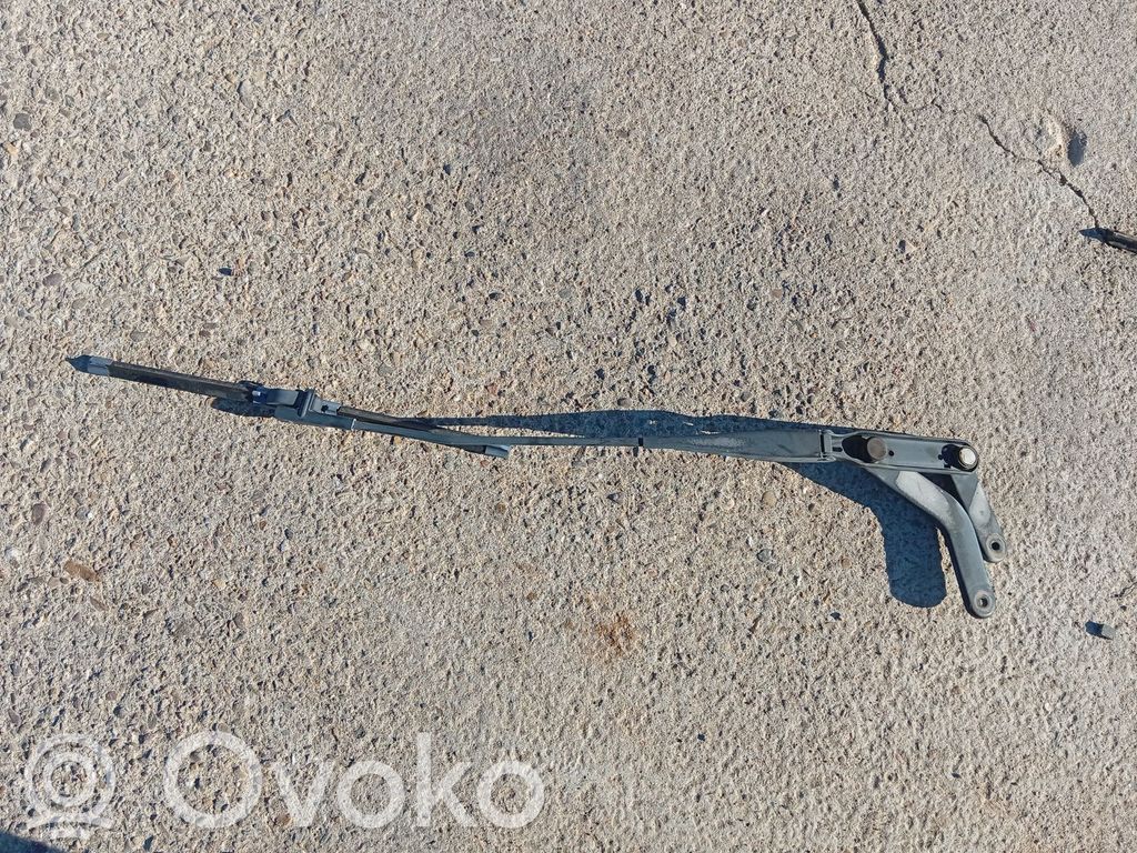 Ford Focus Wischerarm vorne 