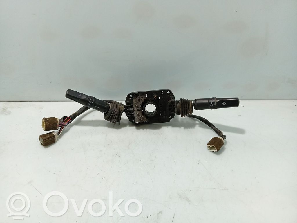 SsangYong Musso Boutons / interrupteurs volant