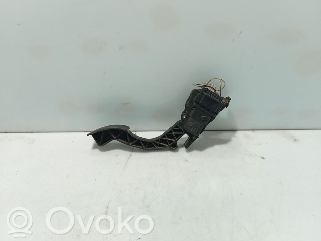 Ford Focus Accelerator throttle pedal 