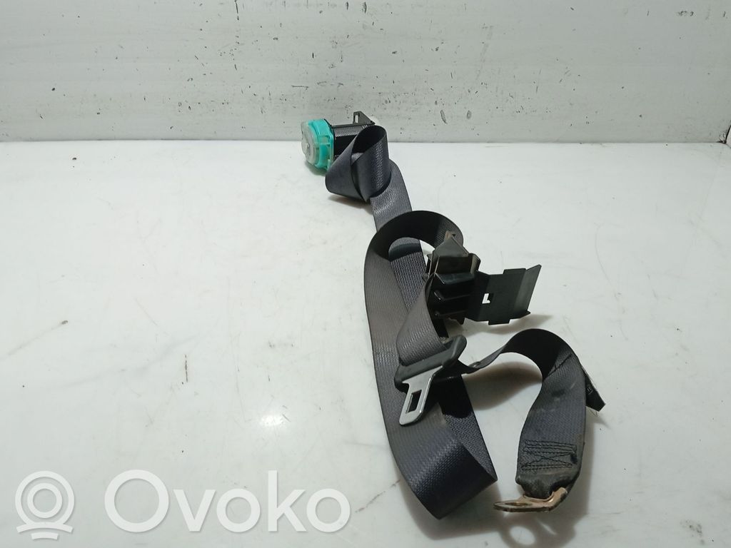Toyota Corolla E110 Cinturón trasero 