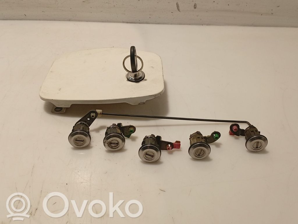 Korek wlewu paliwa   788307C310,806019C028,826009C028