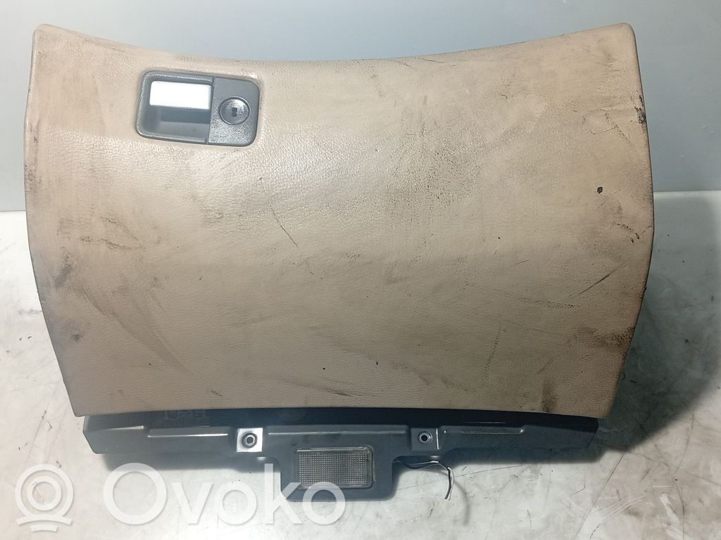 Volvo S80 Schowek deski rozdzielczej 