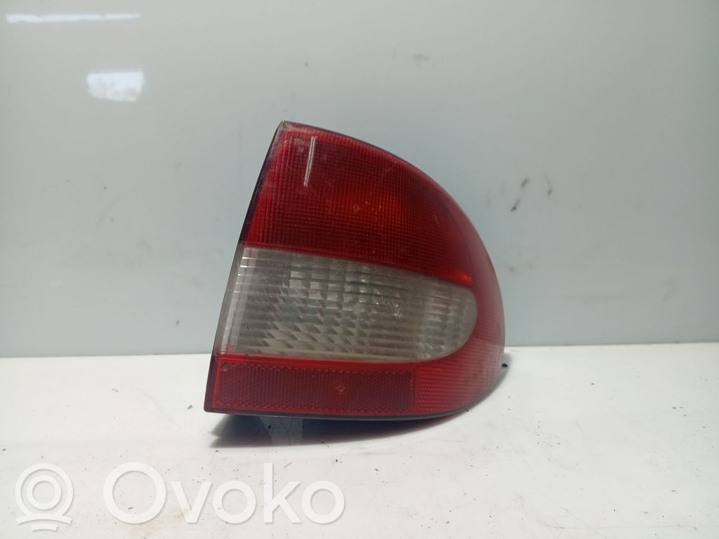 Renault Megane I Lampa tylna 