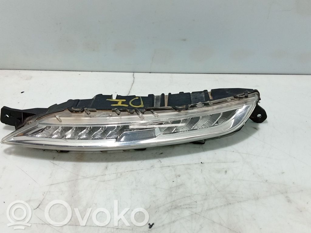 Citroen C4 Grand Picasso Etusuuntavilkku 