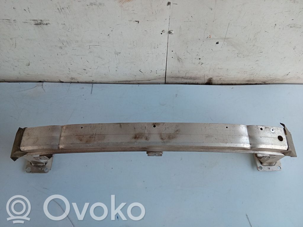 Citroen C4 Grand Picasso Etupuskurin kannake 