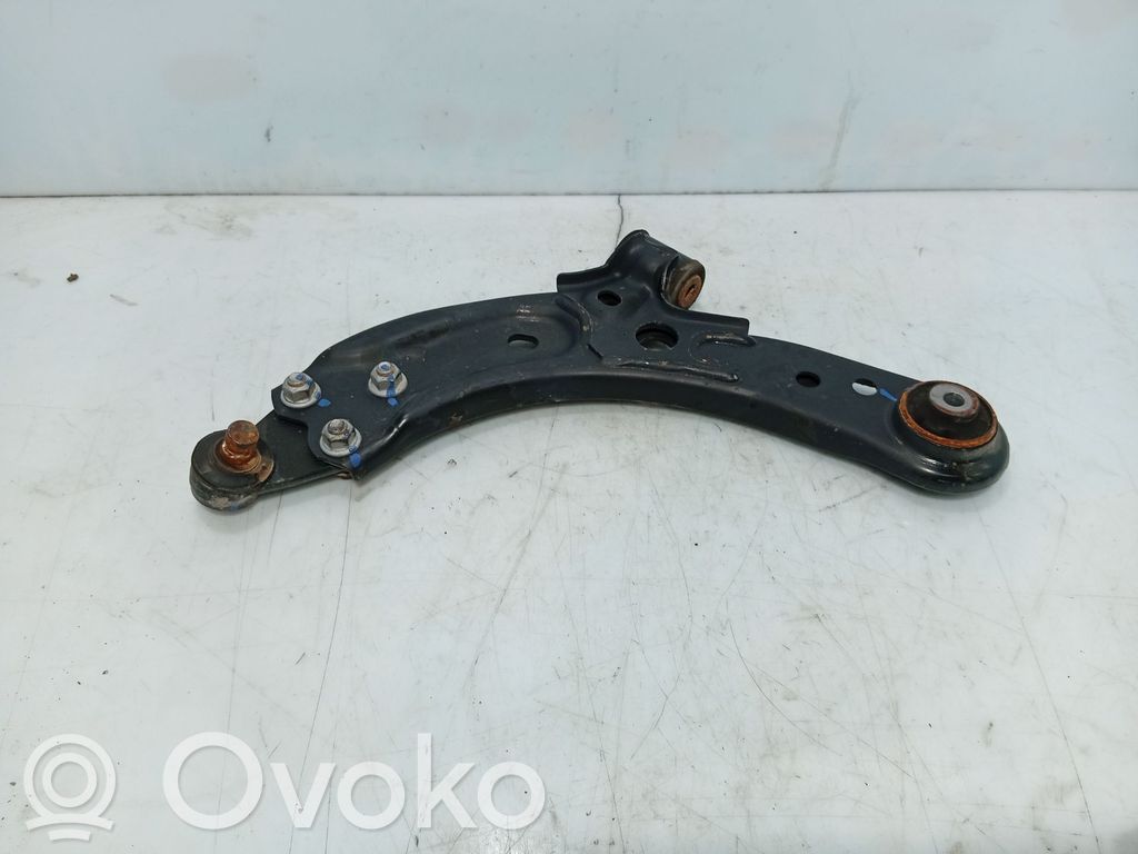 MG ZS Brazo de suspensión delantero 