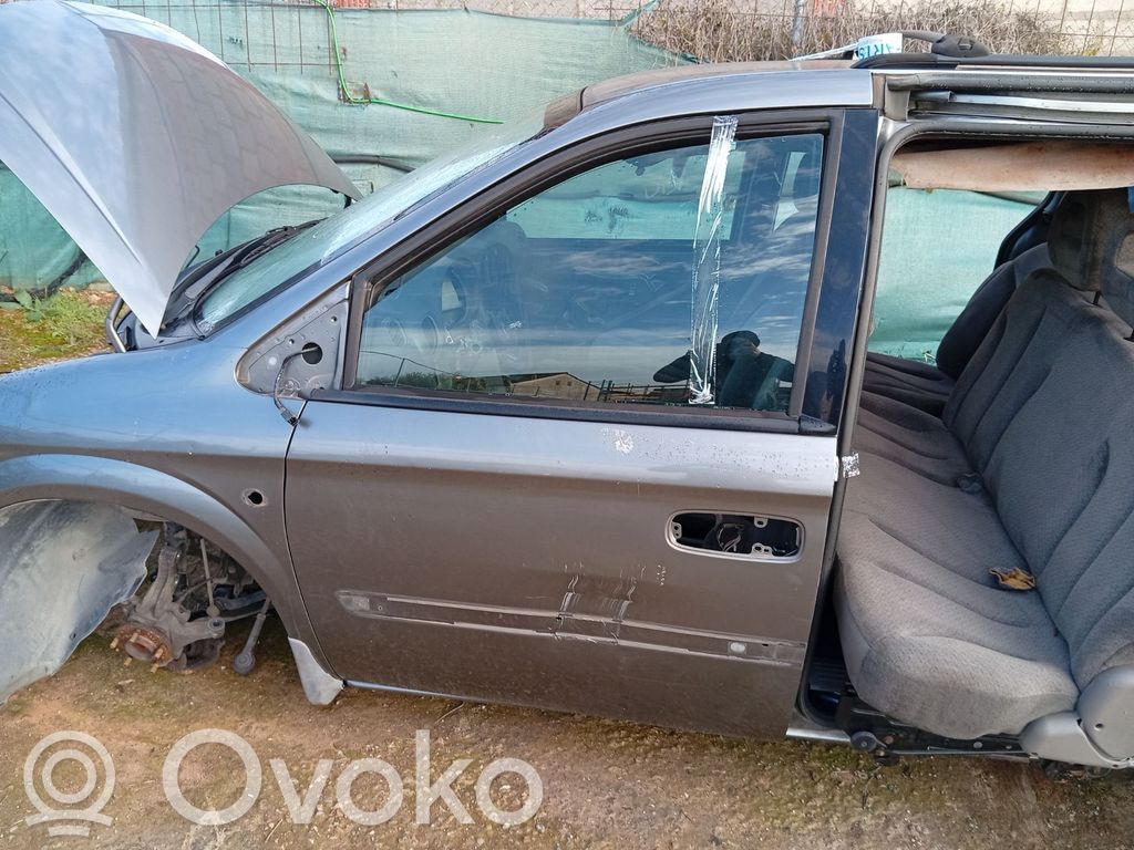 Chrysler Voyager Puerta delantera 