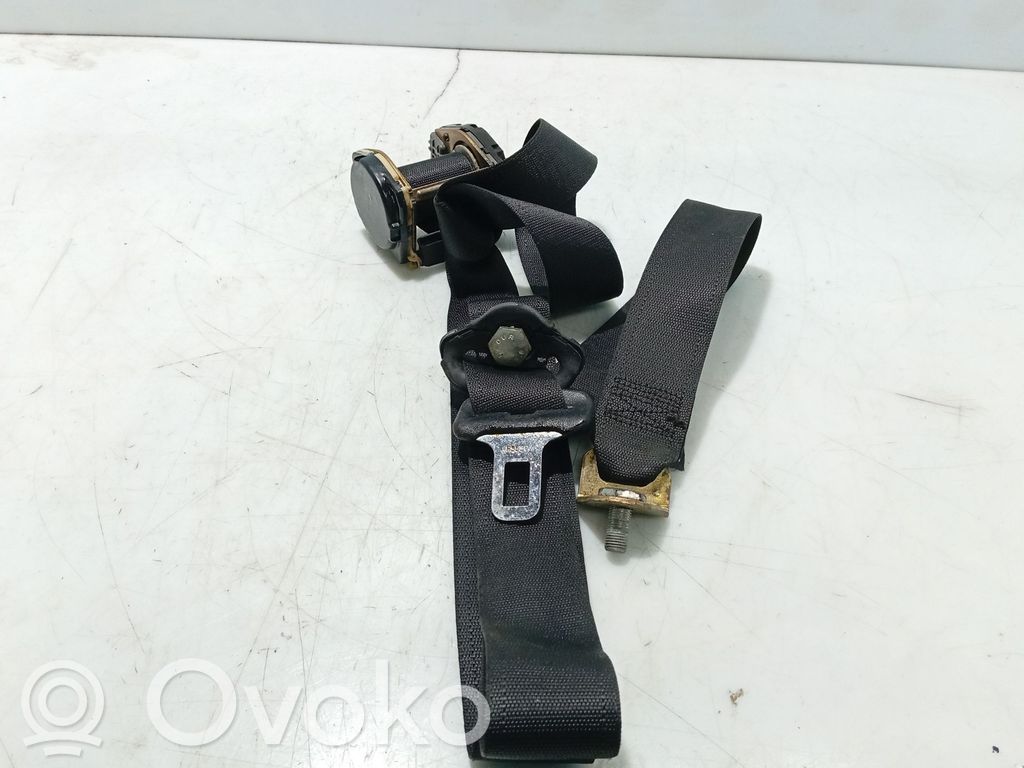 Opel Astra F Takaistuimen turvavyö 