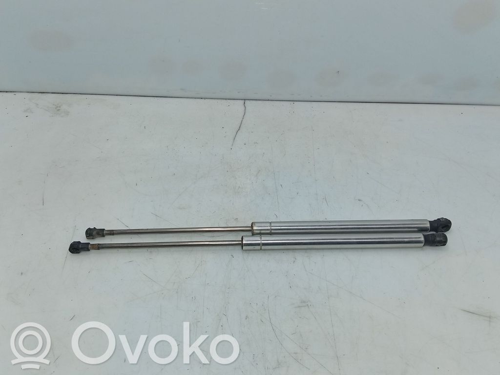 Volkswagen Polo Amortyzator klapy tylnej bagażnika 