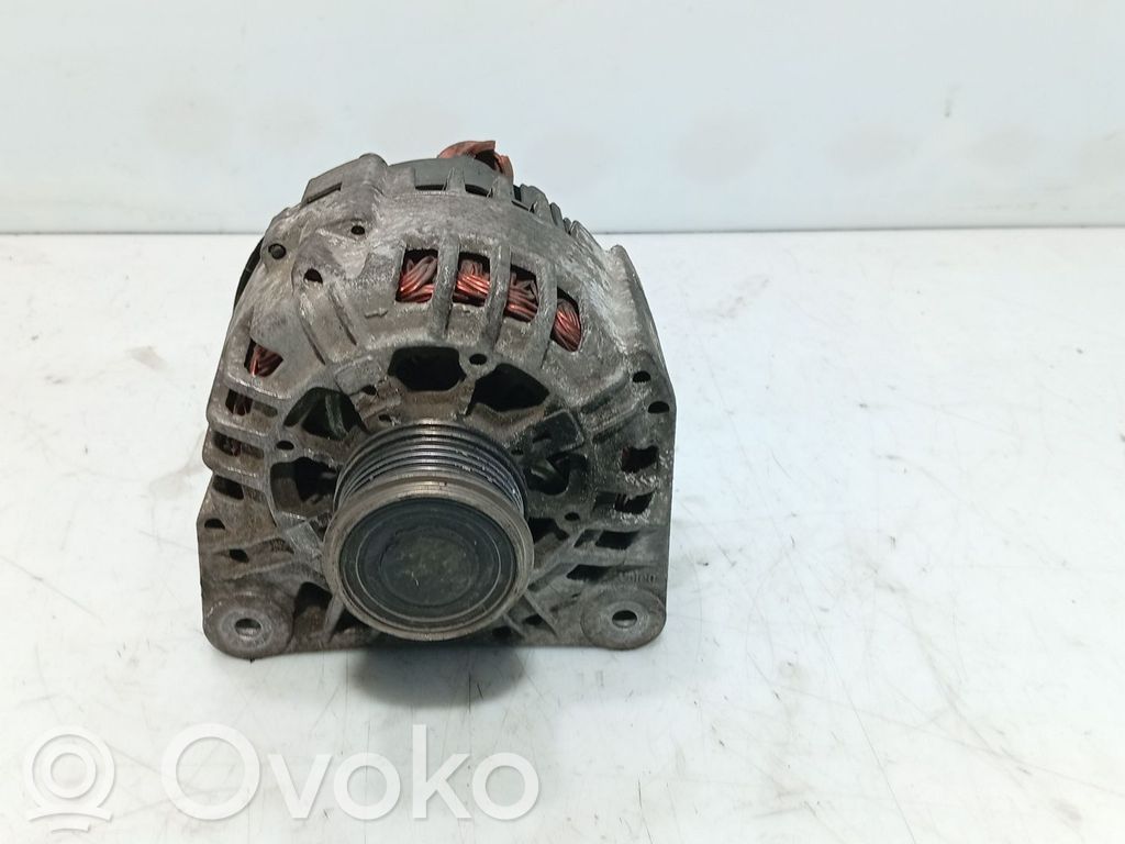 Nissan Almera N16 Ģenerators 