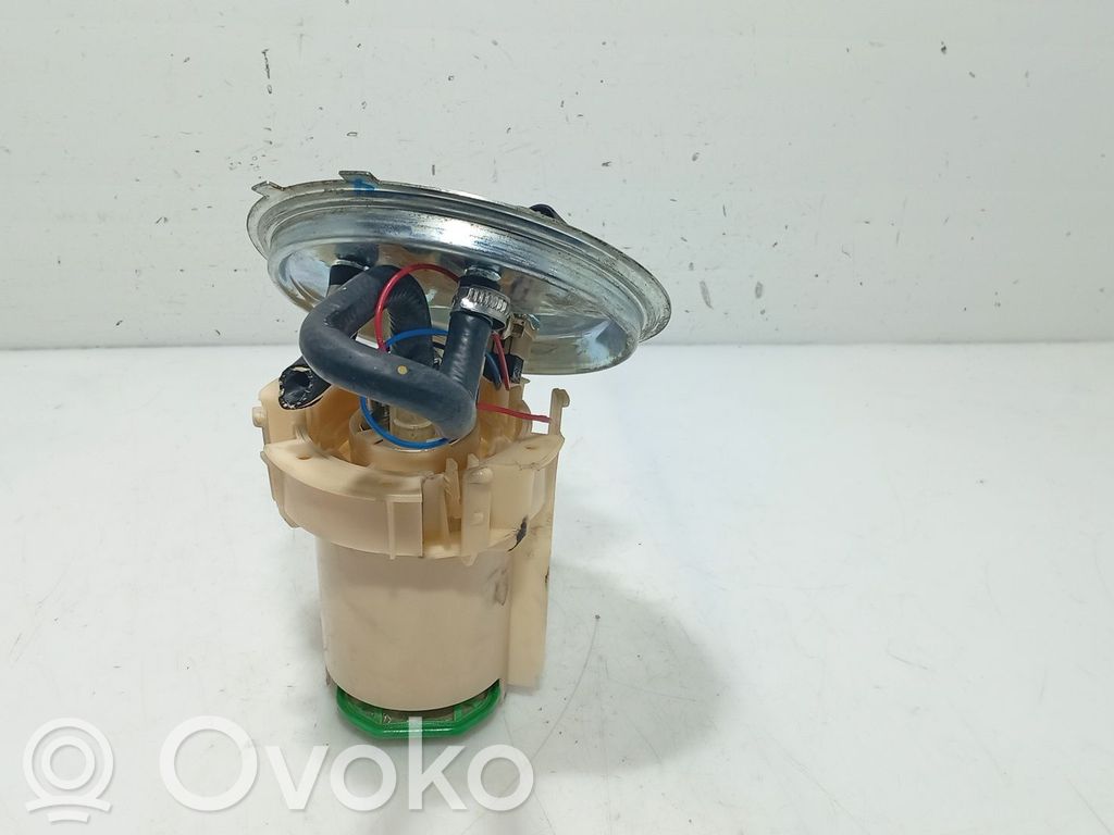 Opel Vectra B Polttoainesäiliön pumppu 