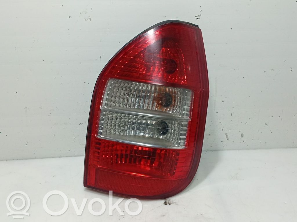 Opel Zafira A Luci posteriori 