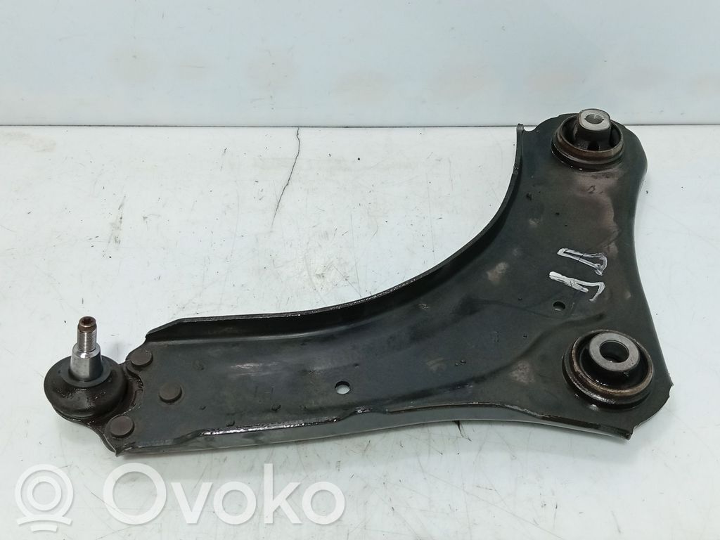 Renault Megane III Front control arm 