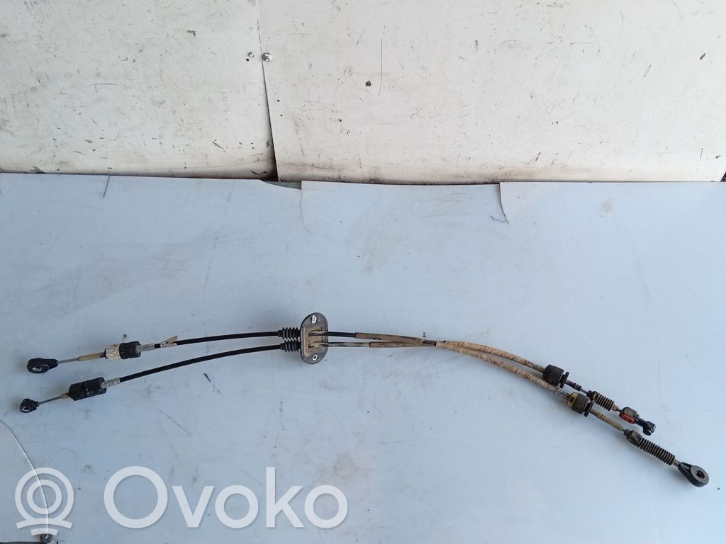 Ford Focus Gear shift cable linkage 