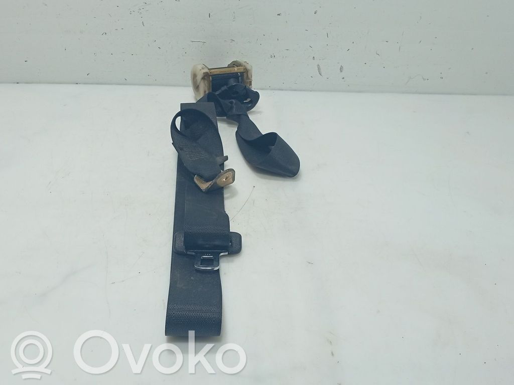 Opel Corsa B Cinturón trasero 