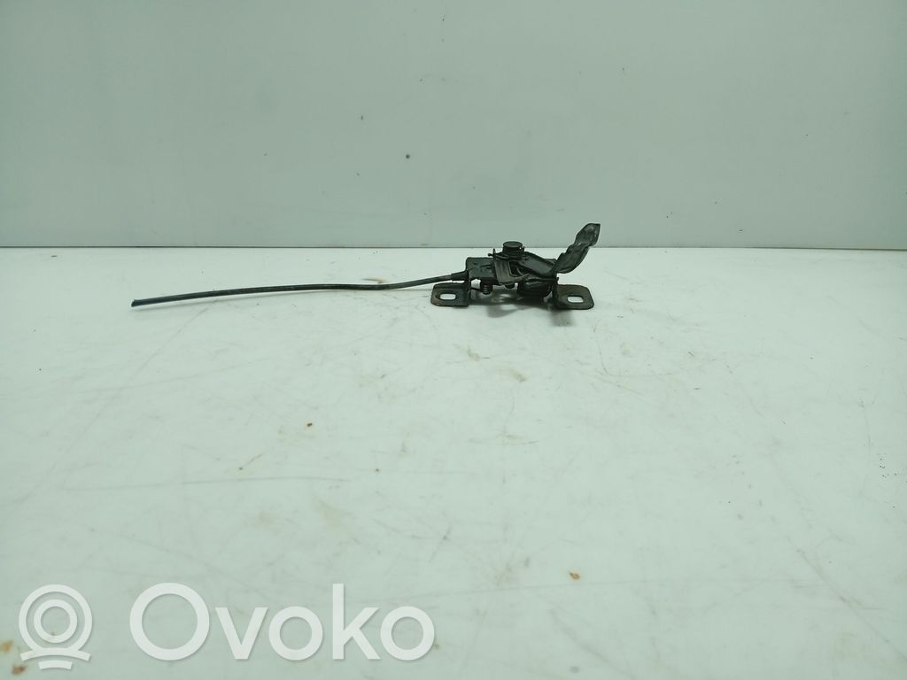 Opel Astra H Tie down hook / loop 