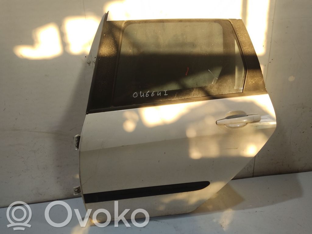 Puerta trasera   9006R8