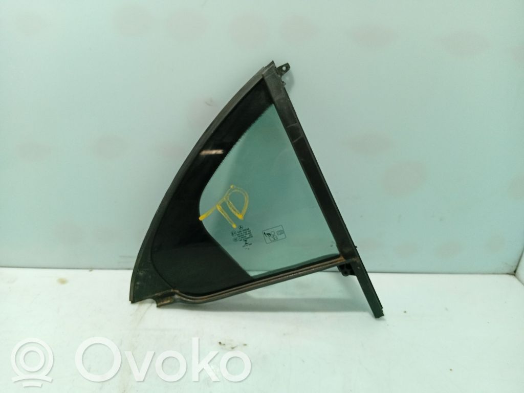 Mercedes-Benz A W176 Szyba karoseryjna tylna 