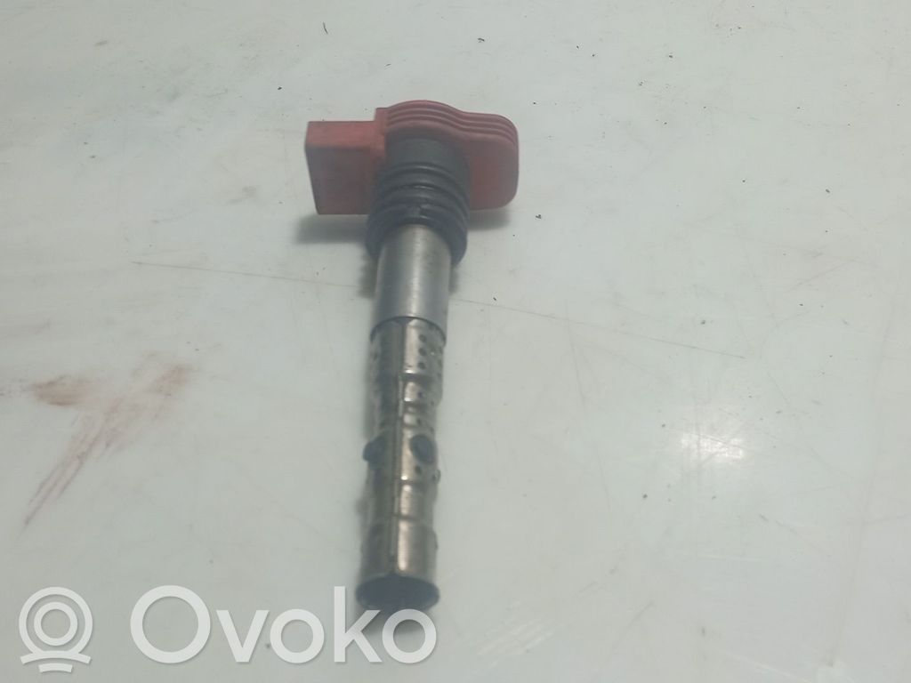 Audi A4 S4 B5 8D Bobină aprindere 
