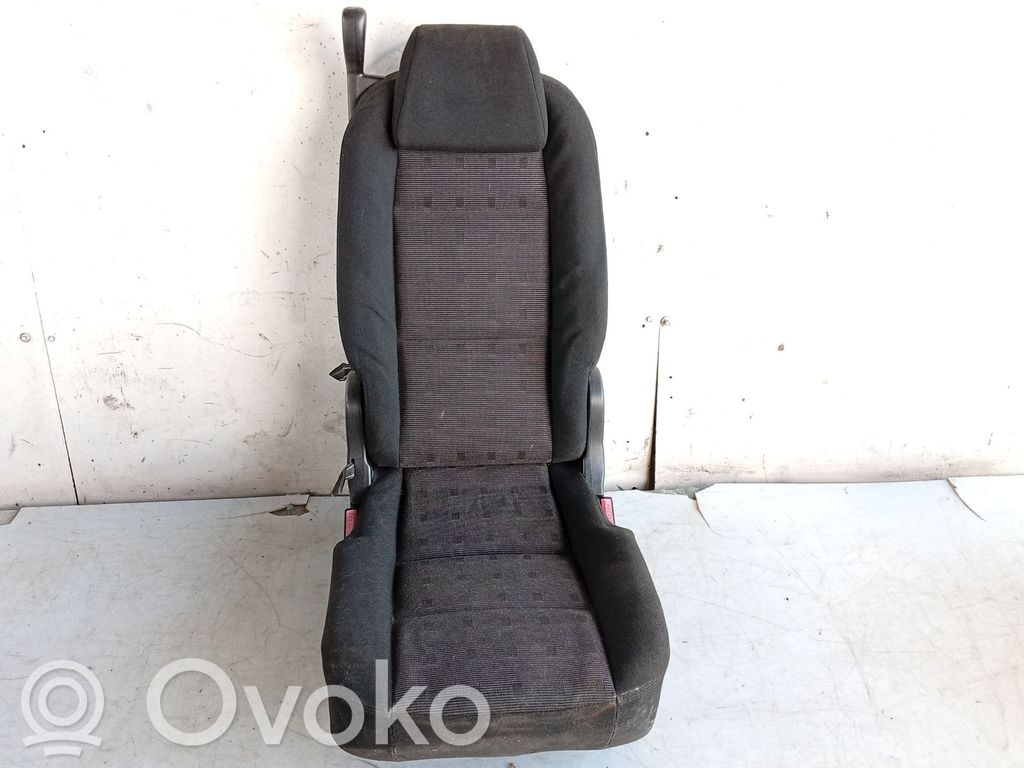 Peugeot 307 Etumatkustajan istuin 