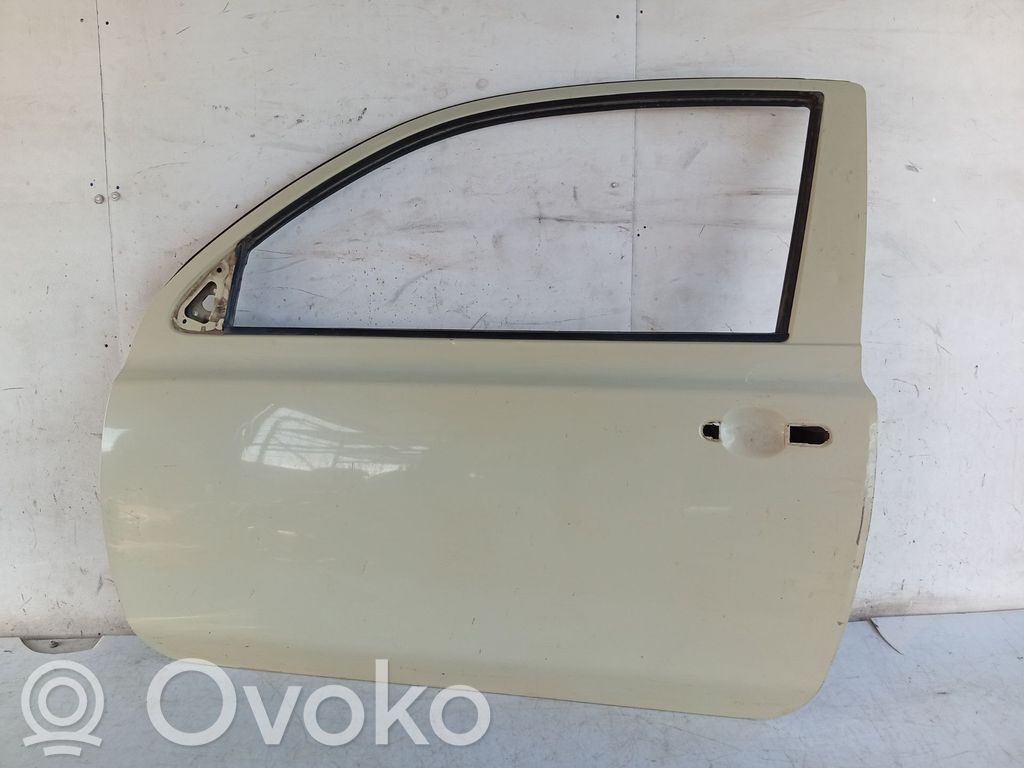 Nissan Micra Ușă față 