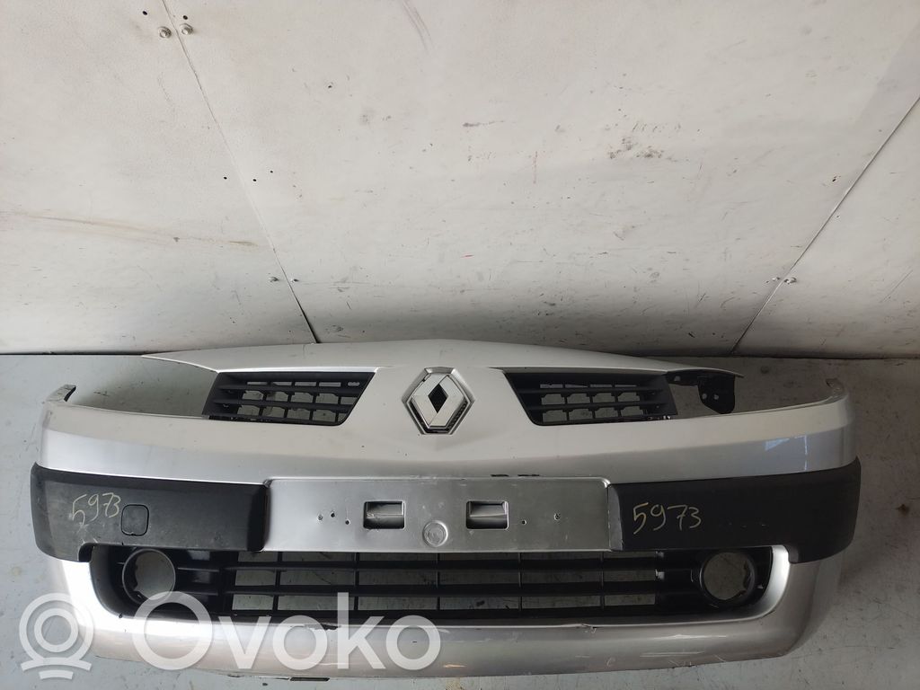 Renault Megane II Paraurti anteriore 