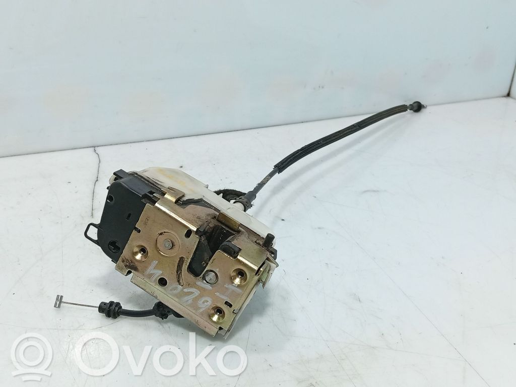 Citroen C3 Galinių durų spyna 
