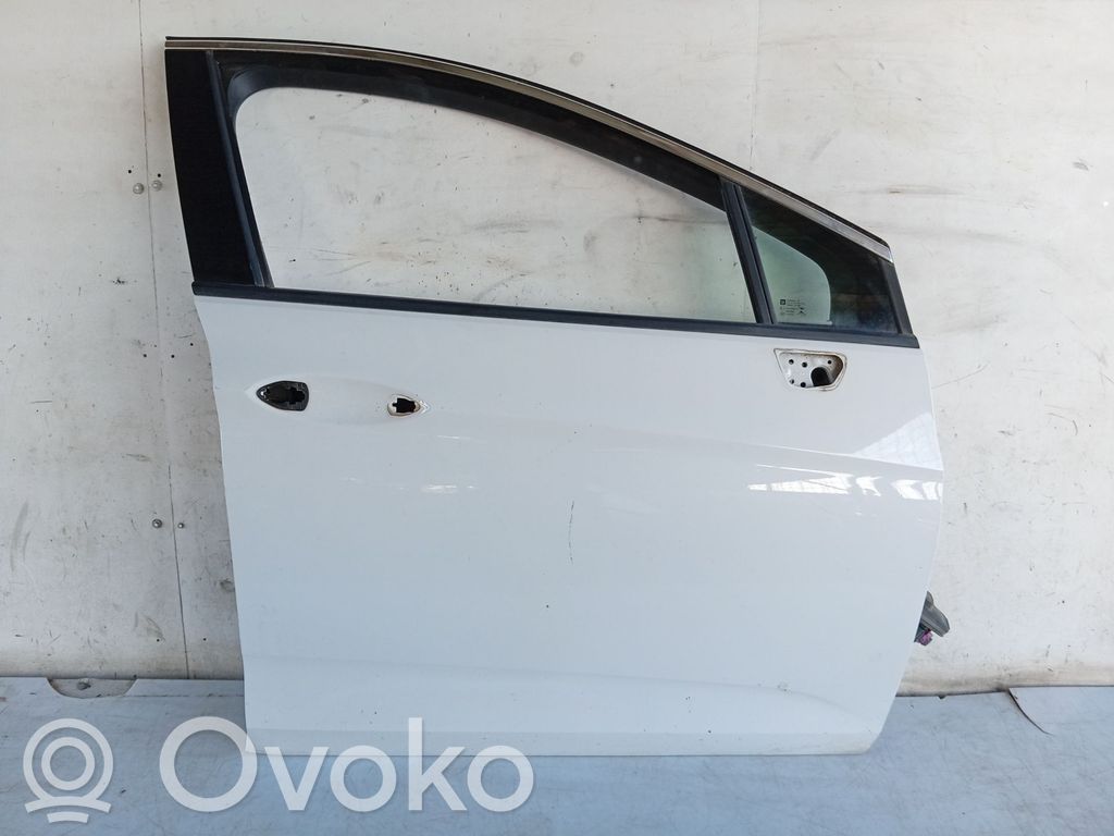 Puerta delantera   39160868,390094743,DOT747AS2M61385