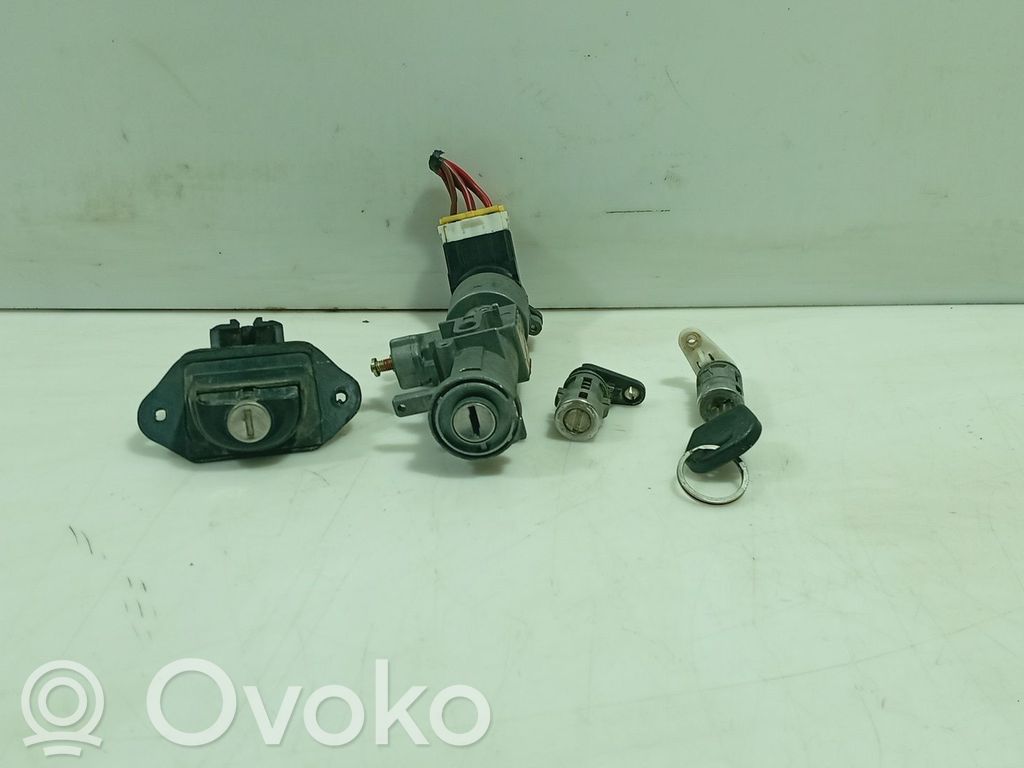 Užvedimo spynelė   530825,96303500