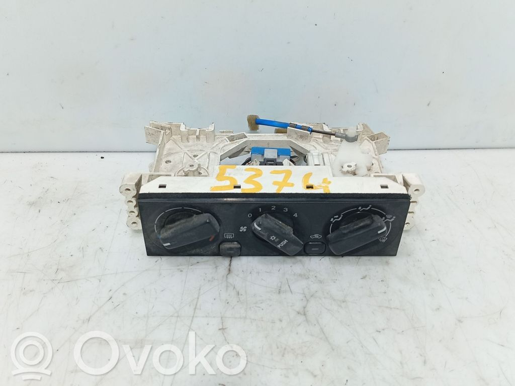 Mitsubishi Space Star Air conditioner control unit module 