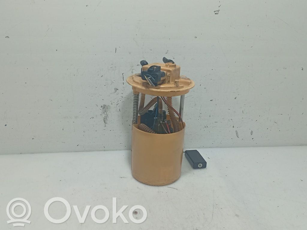 Opel Corsa D Pompă combustibil în rezervor 