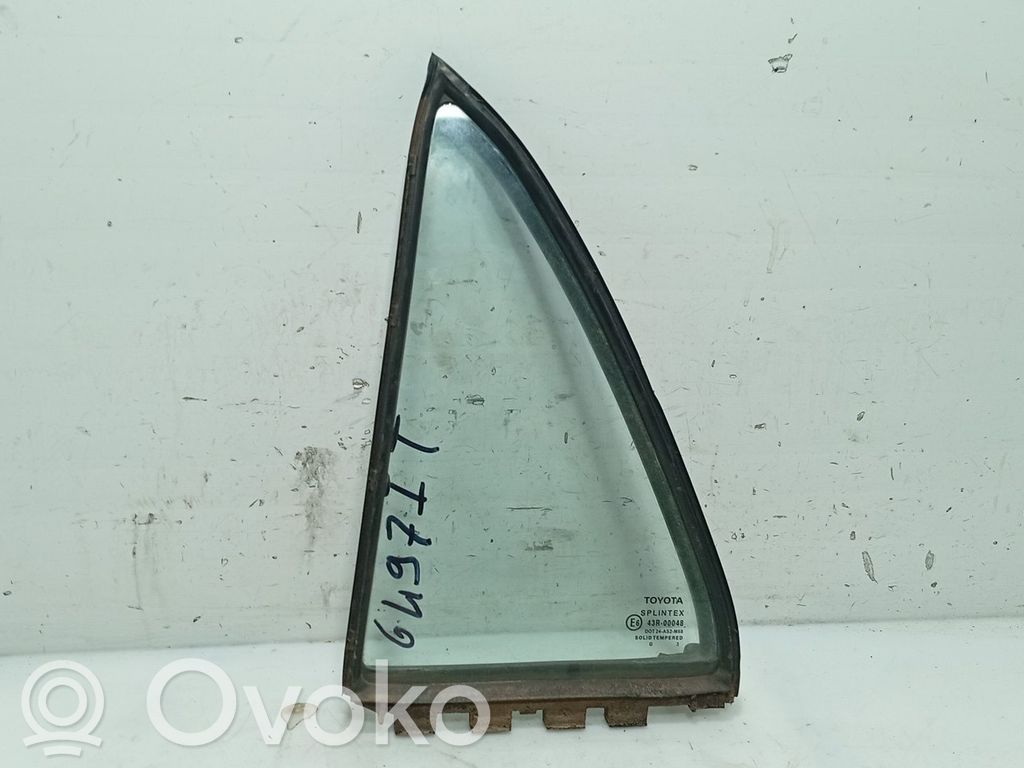 Toyota Corolla E120 E130 Vidrio lateral trasero 