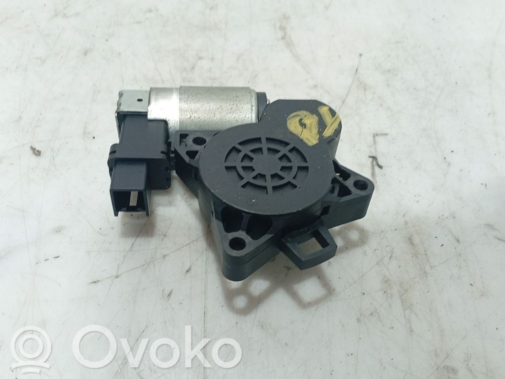 Mazda 3 I Motor macara geam ușă spate 