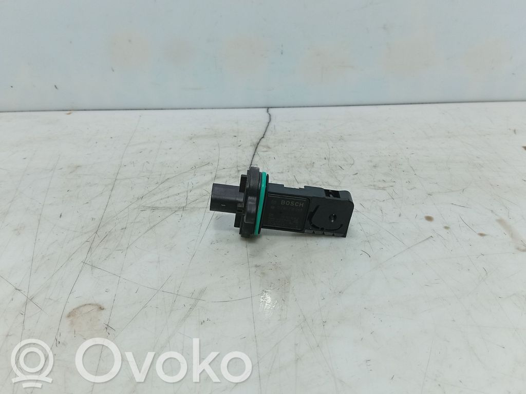 Opel Astra K Przepływomierz masowy powietrza MAF 