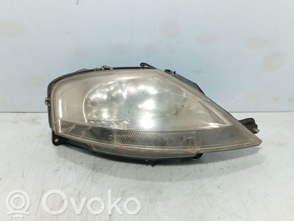 Citroen C3 Phare frontale 