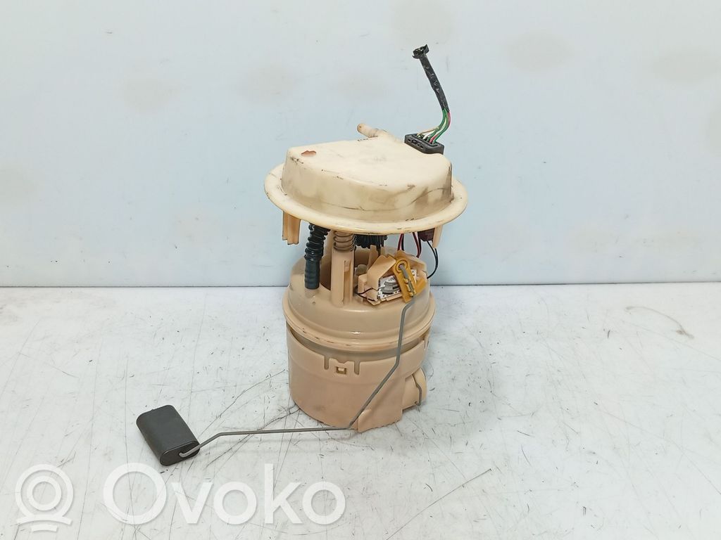 Bomba interna de combustible   1525EA,1137A1