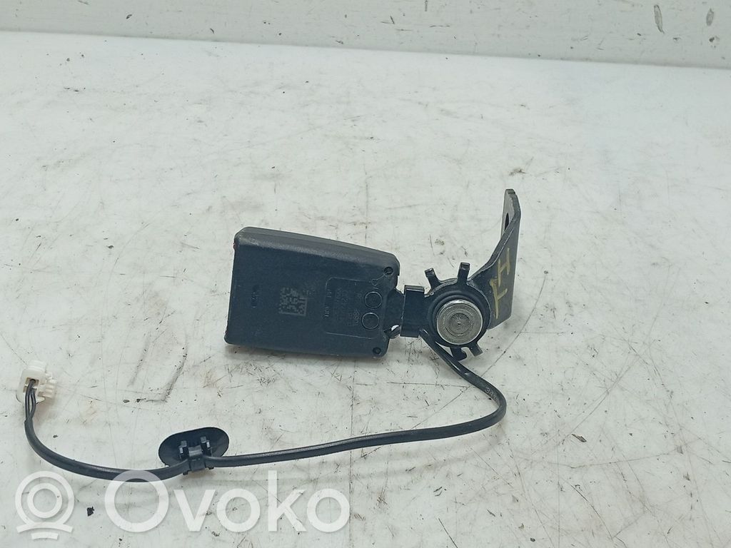 Takaistuimen turvavyö   98063976XX