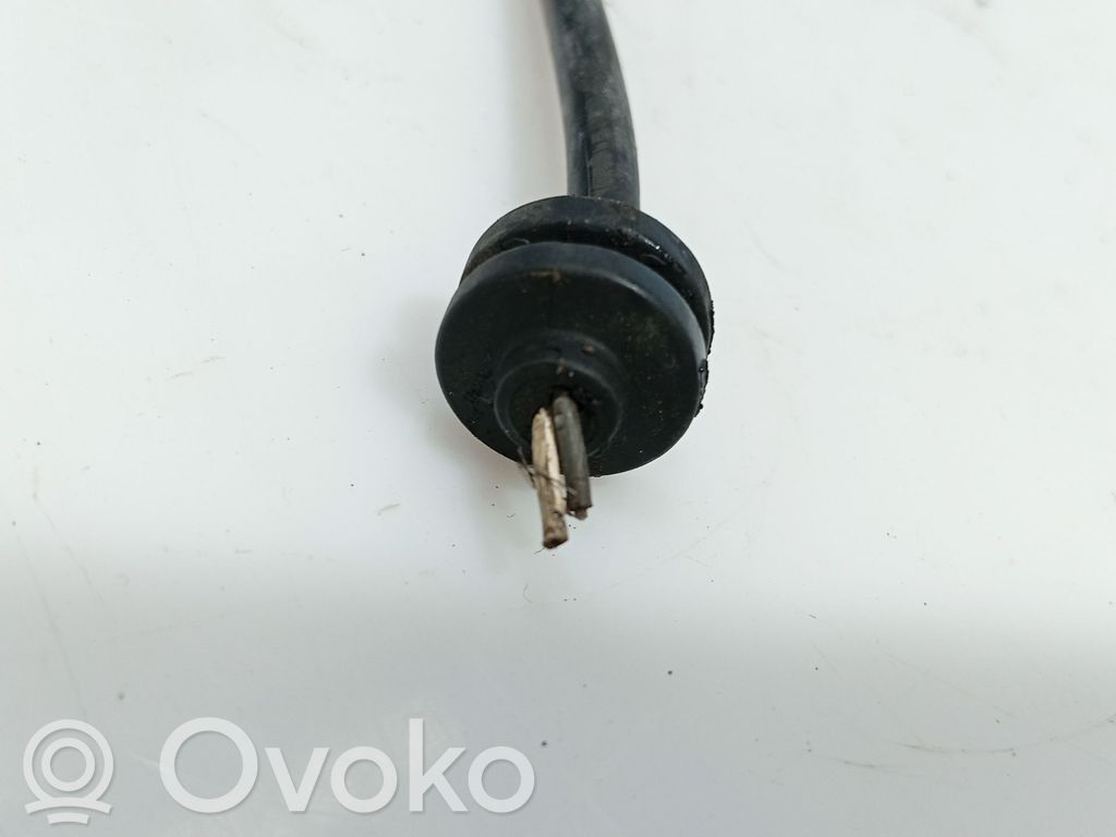 Opel Corsa D Achsschenkel vorne 